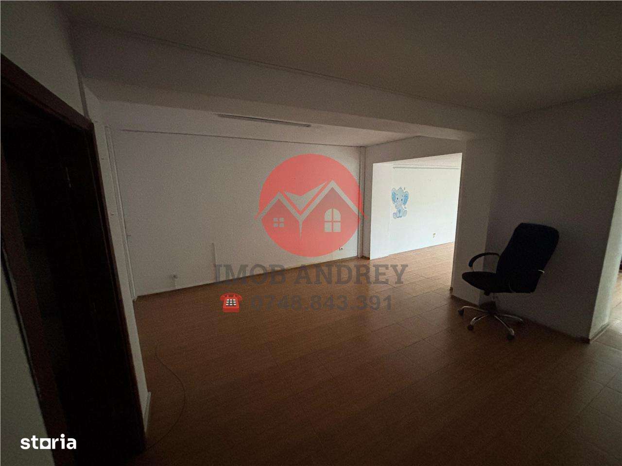 Spatiu comercial 78 mp ultracentral, vitrina mare si vad stradal - Imagine principală: 4/8