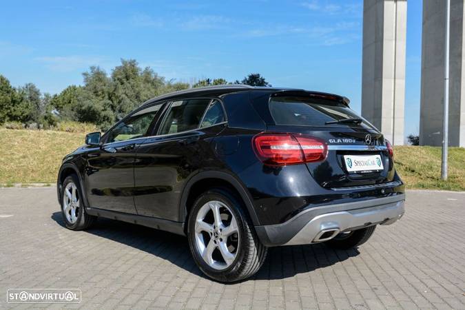 Mercedes-Benz GLA 180 CDi Urban - 7