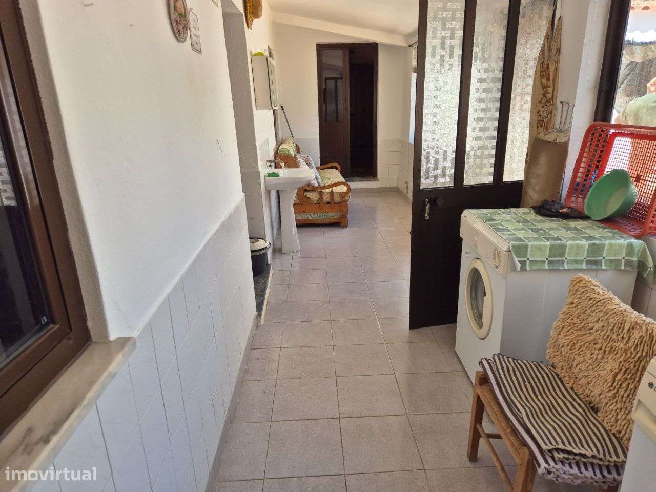 Excelente moradia terrea com 2 logradouros na Aldeia dos Fernandes-19