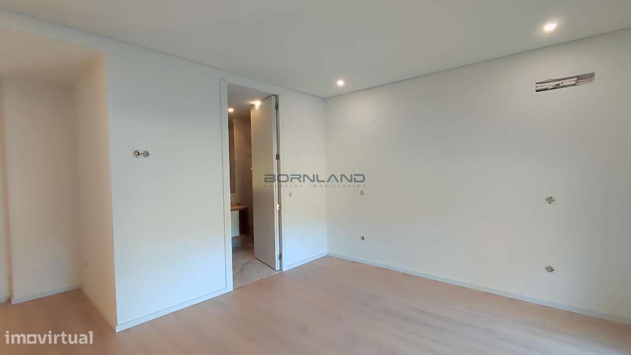 Moradia Geminada T4 - Pronta habitar-18