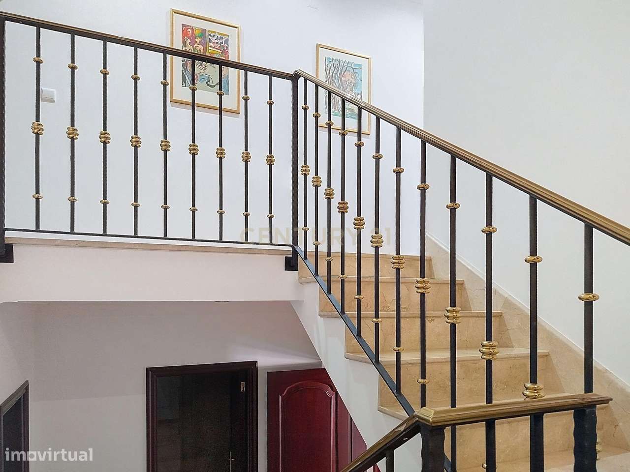 Luxuosa Moradia com Vista Panorâmica em Arcos de Valdevez-47