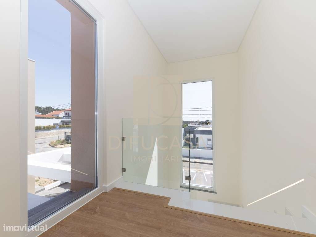 Moradia T3 localizada em Pinhal do General-17