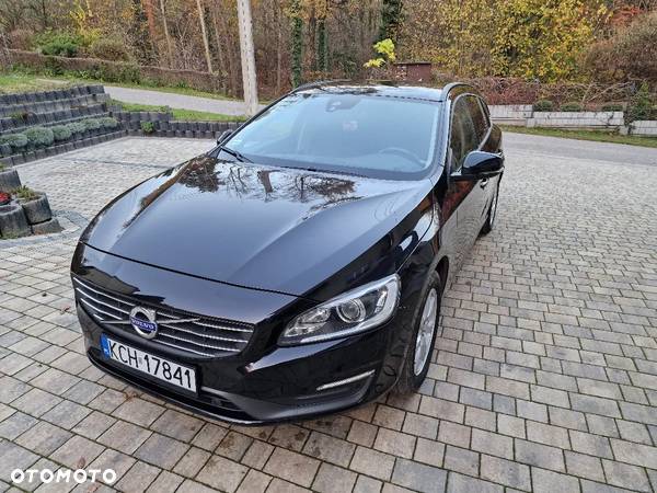 Volvo V60 D4 AWD Base - 3