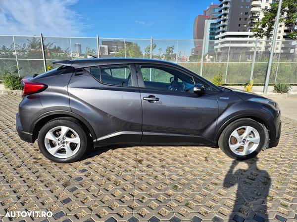 Toyota C-HR - 9