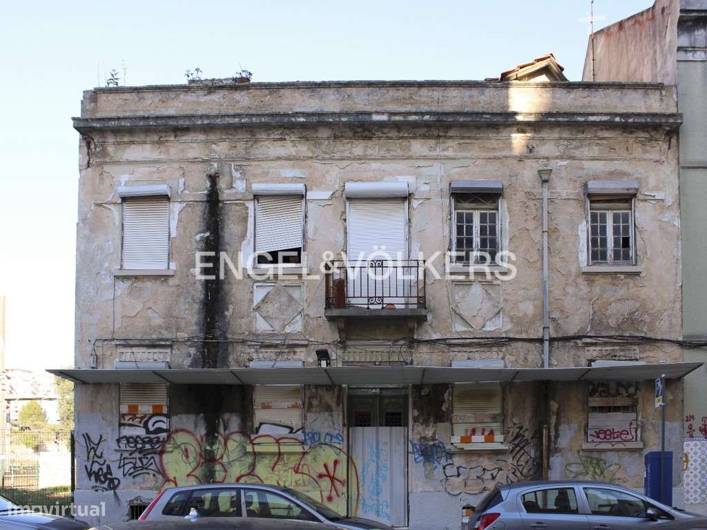 Prédio para remodelação com PIP aprovado para 12 fogos - Grande imagem: 3/10