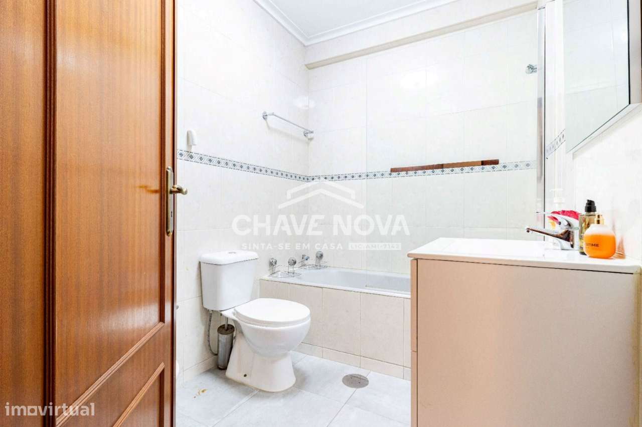 Apartamento T3, para venda, em Grijó AF-14