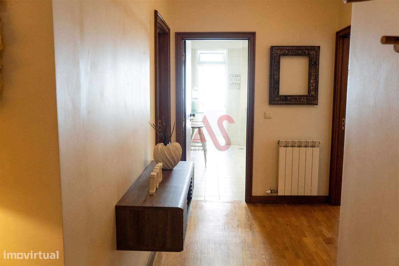 Apartamento T2+1 ao lado da casa da arquitetura em Matosinhos-9