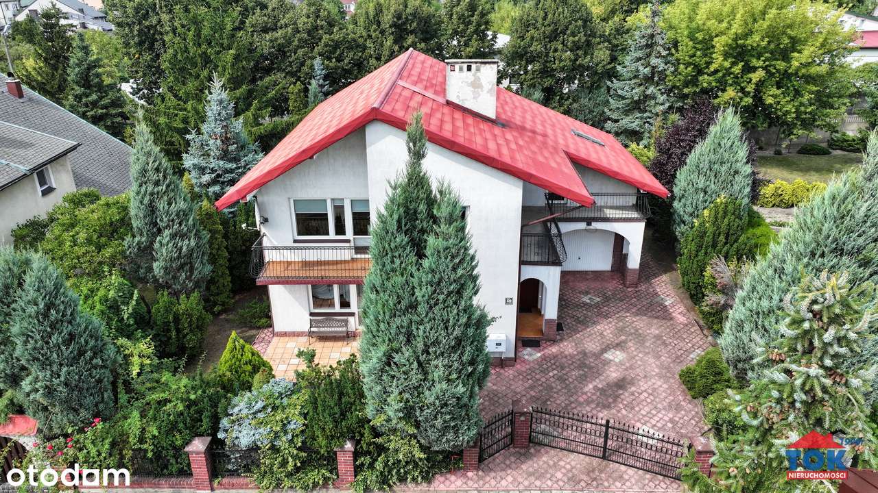 Dom jednorodzinny wolnostojący na sprzedaż, Koło ul. Konarskiego-18