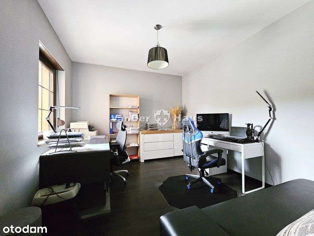 Dom w stylu hiszpańskim, duża działka, sauna-11