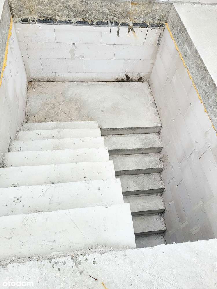 = Działka z rozpoczętą budową = - Pełny obrazek: 5/15