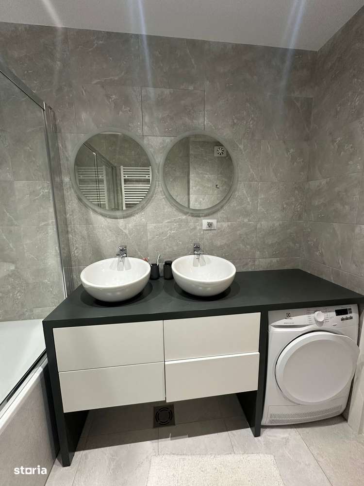 Spre inchiriere apartament 3 camere, 2 locuri de parcare - Imagine principală: 5/11