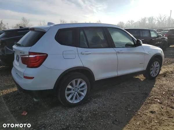 BMW X3 xDrive28i Advantage - 4