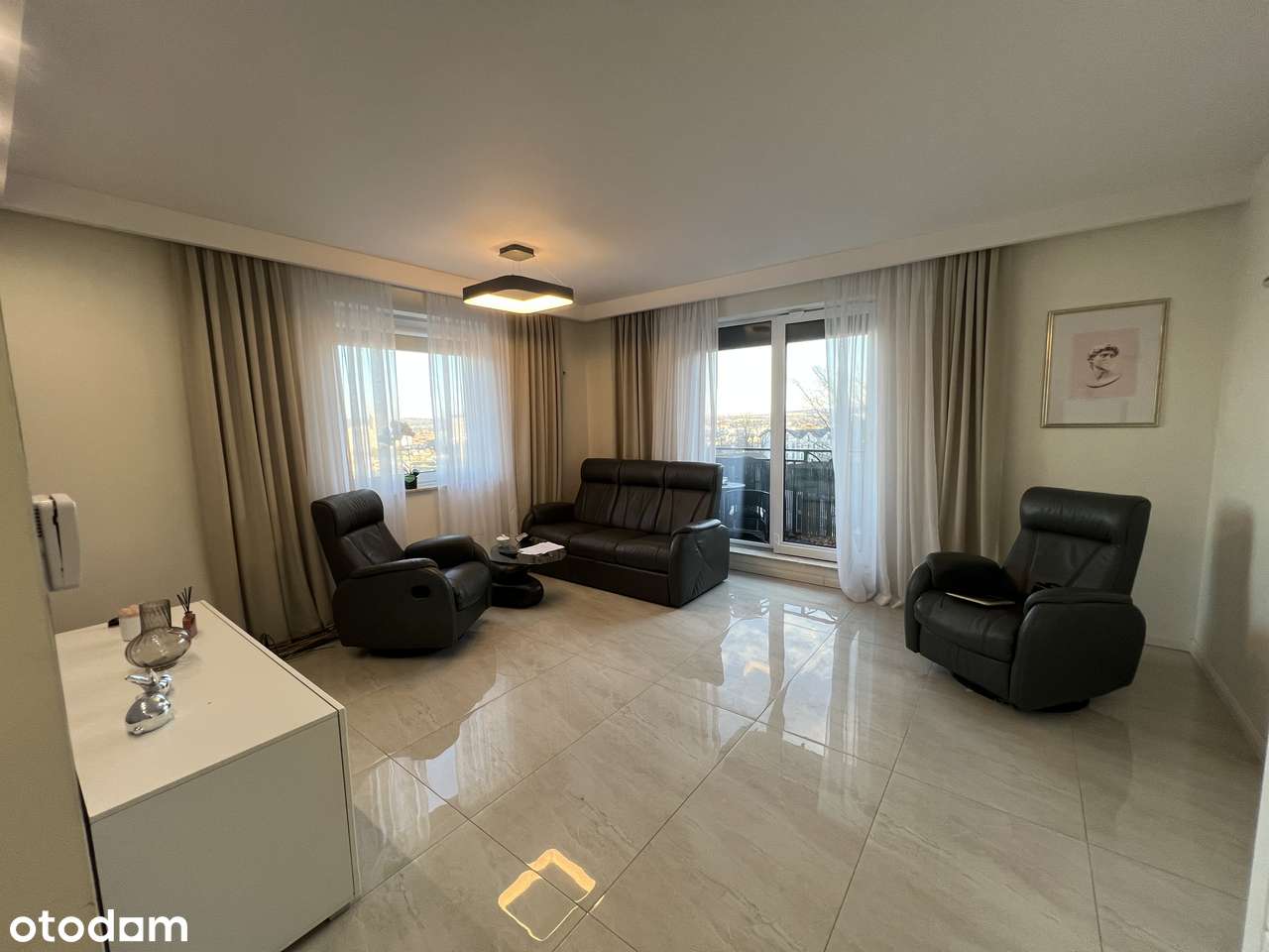 Reda-na sprzedaż  eleganckie  mieszk. 3 pok.+ kom.lok.+ m. w hali g. - Pełny obrazek: 1/18