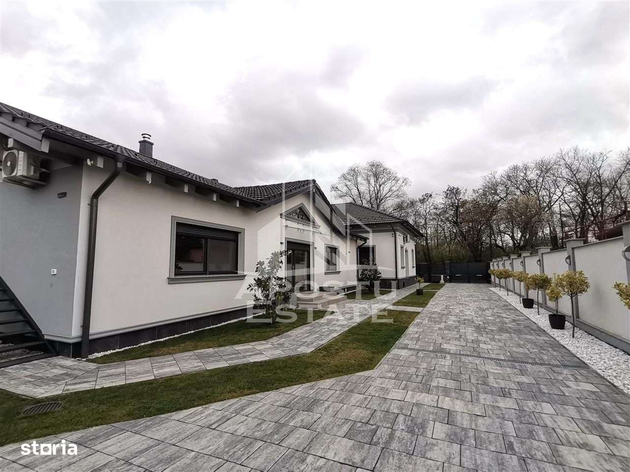 Casa moderna cu garaj in zona Crisan - Imagine principală: 4/17