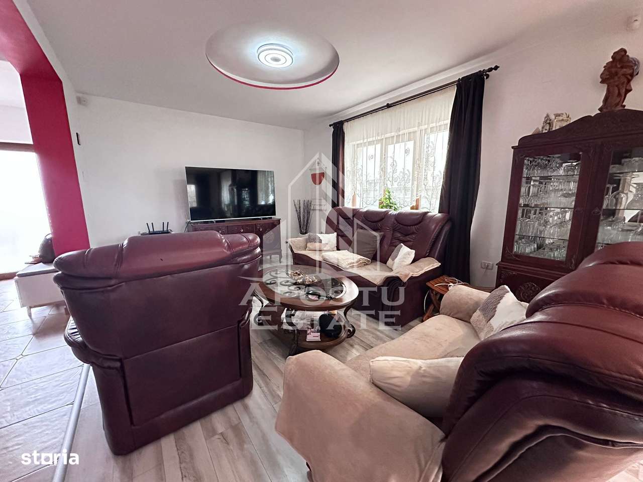 Duplex deosebit cu 5 camere, situat într-o zonă liniștită și exclusiv - Imagine principală: 2/20