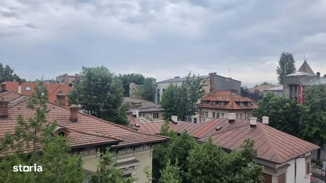 Resedinta cu 5 camere in centrul Bucurestiului-0