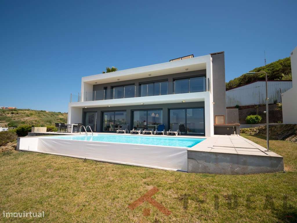 Moradia T4 Moderna Vista Mar-5