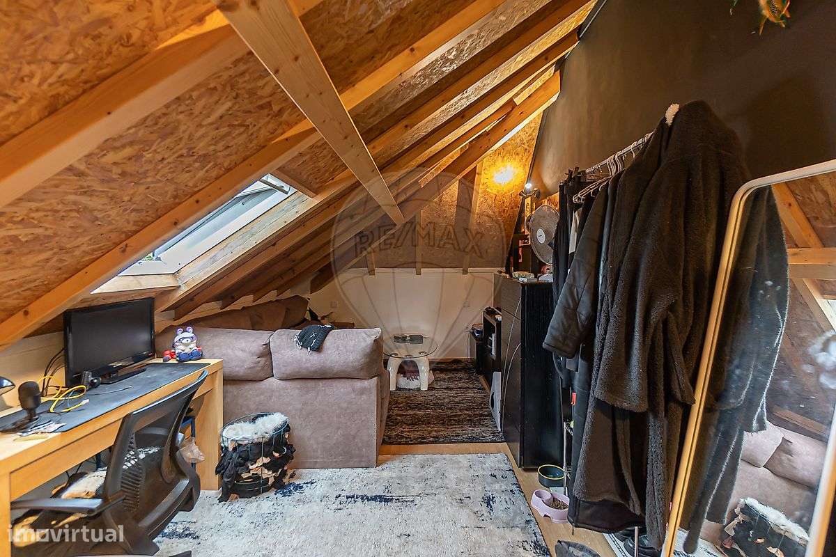 Moradia T2 para venda-18