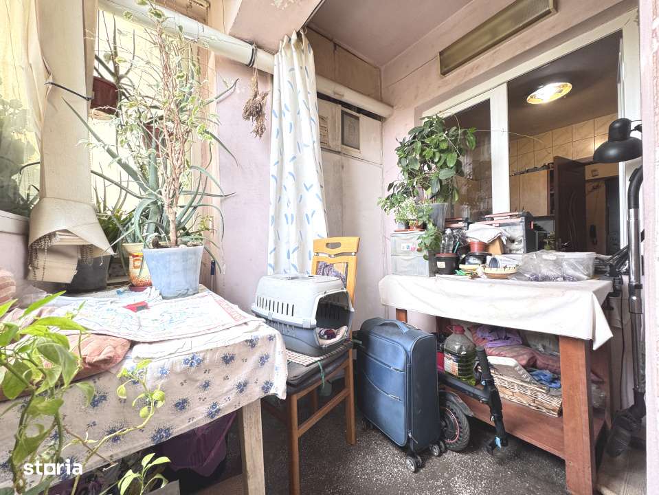 De Vanzare-Ap 3 Cam Cu Centrala Proprie - P-ta Victoriei - Titulescu-12
