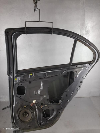 Porta Tras Dto Mitsubishi Colt Cz3 - 7