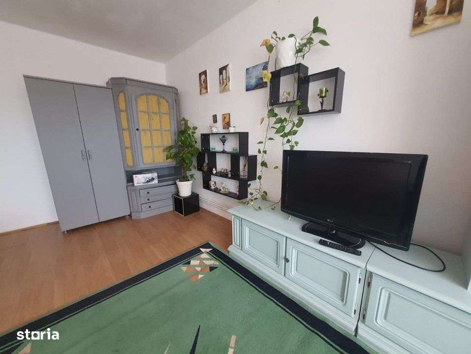 FALEZA NORD-CONSILIERI-APARTAMENT CU 3 CAMERE VEDERE CATRE MARE-4