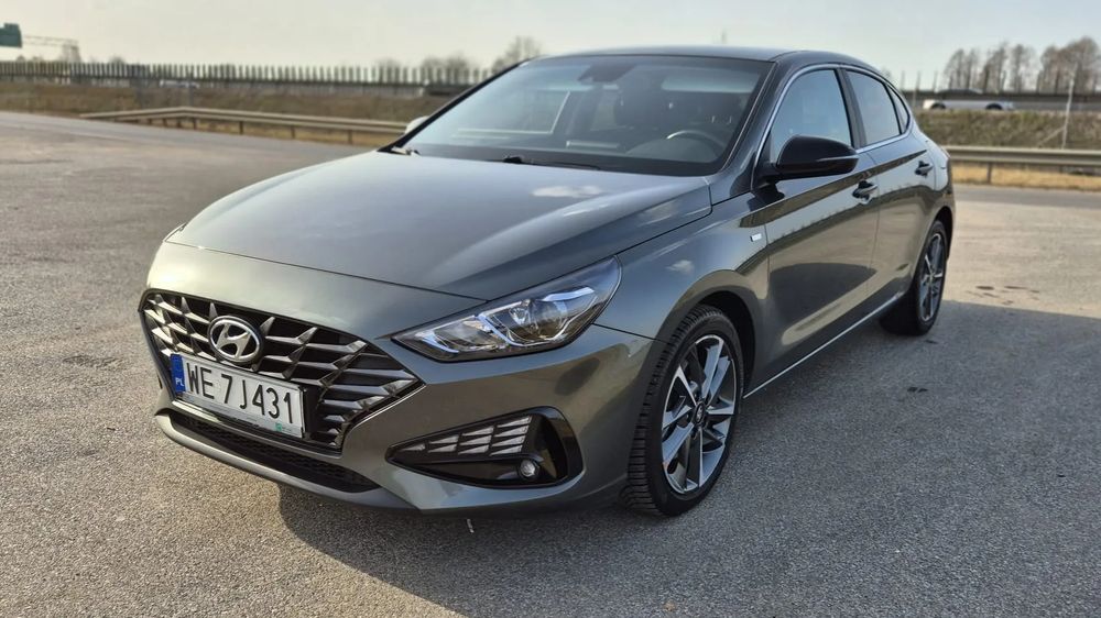 Hyundai i30 III ver-1-5-t--gdi-48v-smart-dct 2022