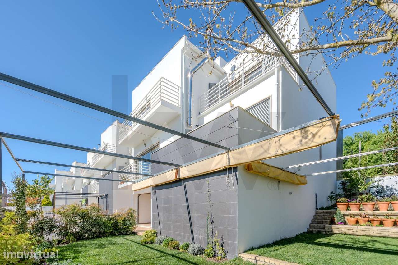 Moradia T5 em Á-dos-Bispos (Vila Franca de Xira) - Grande imagem: 5/45