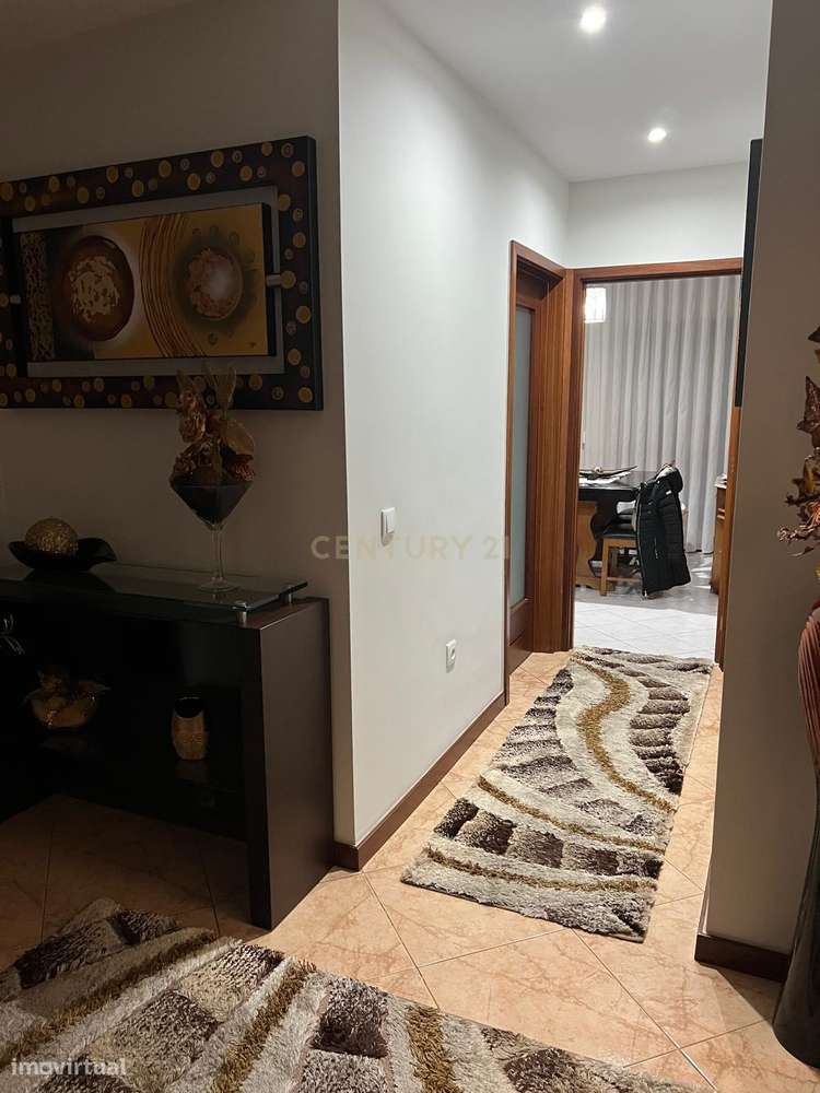 Apartamento T3 em Paredes  (Av. dos Bombeiros Voluntários de Paredes) - Grande imagem: 2/19