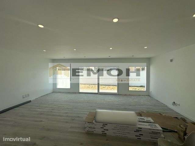 Moraria T3+1 Geminada na Abóboda / Possibilidade Piscina-5