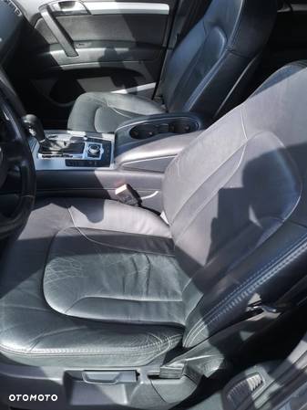 Audi Q7 3.0 TDI Quattro Tiptronic - 9