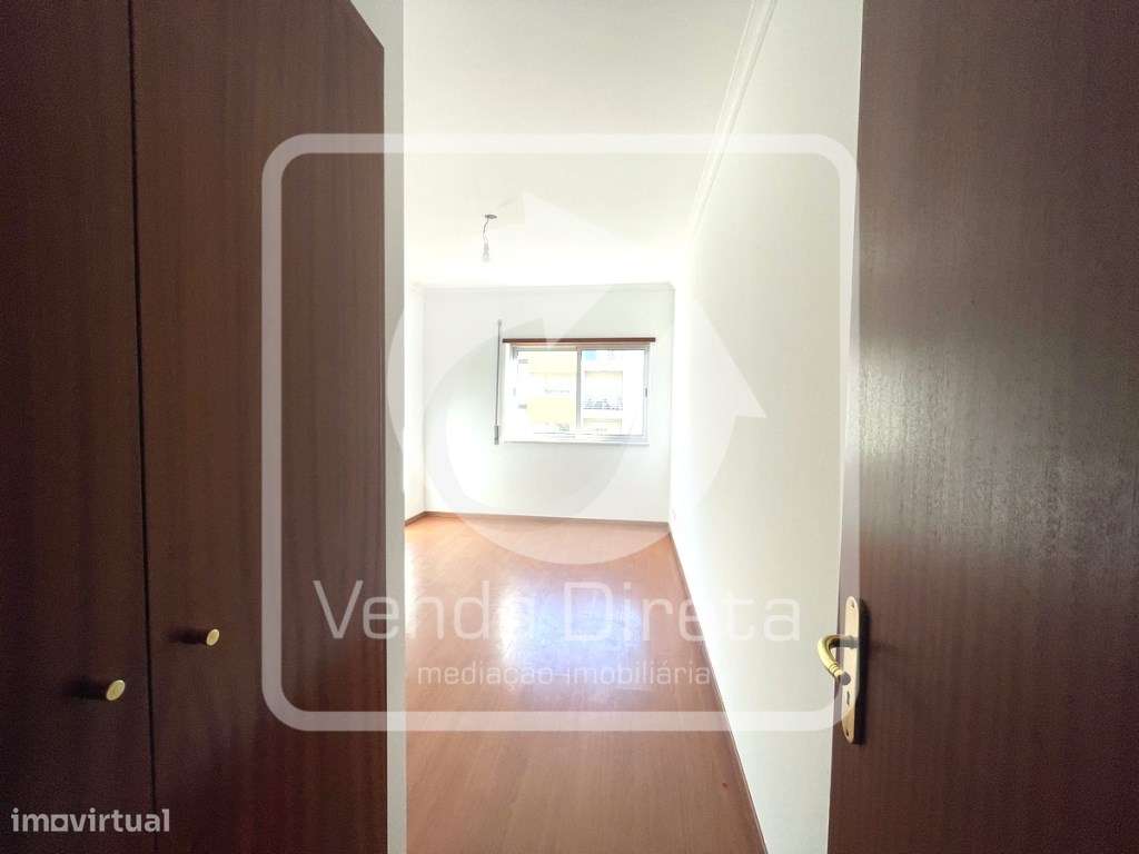 Apartamento T2 com 95 m² no Alto do Seixalinho | Perto da Estação F...-10