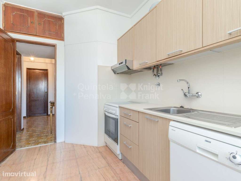 Apartamento T2 para arrendamento em Campo de Ourique - Grande imagem: 5/23