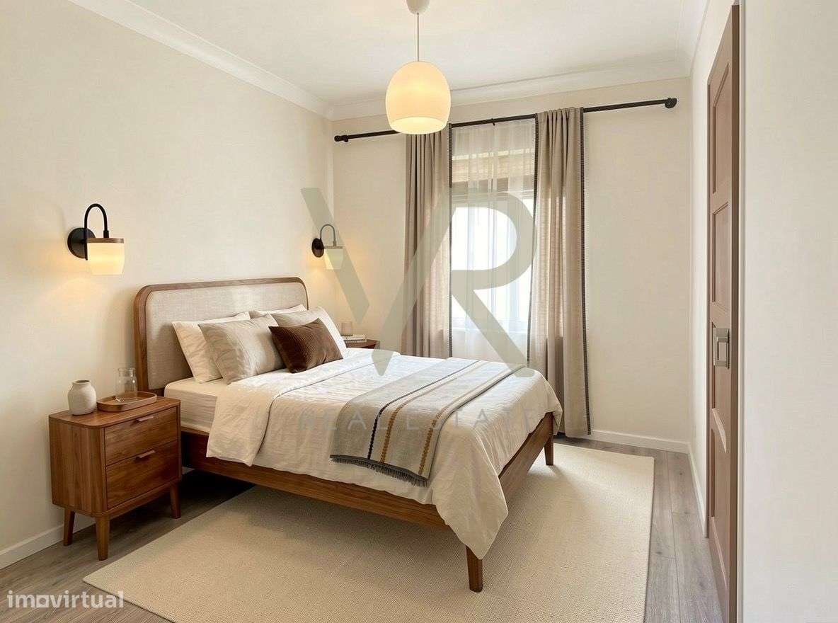 Moradia T3 com 280 m², garagem e pátio | Para recuperar | 119.000 ?-7