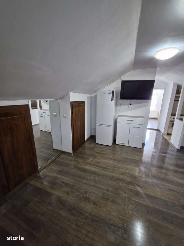 Apartament 3 camere la intrare in Catamarasti Deal - Imagine principală: 5/9