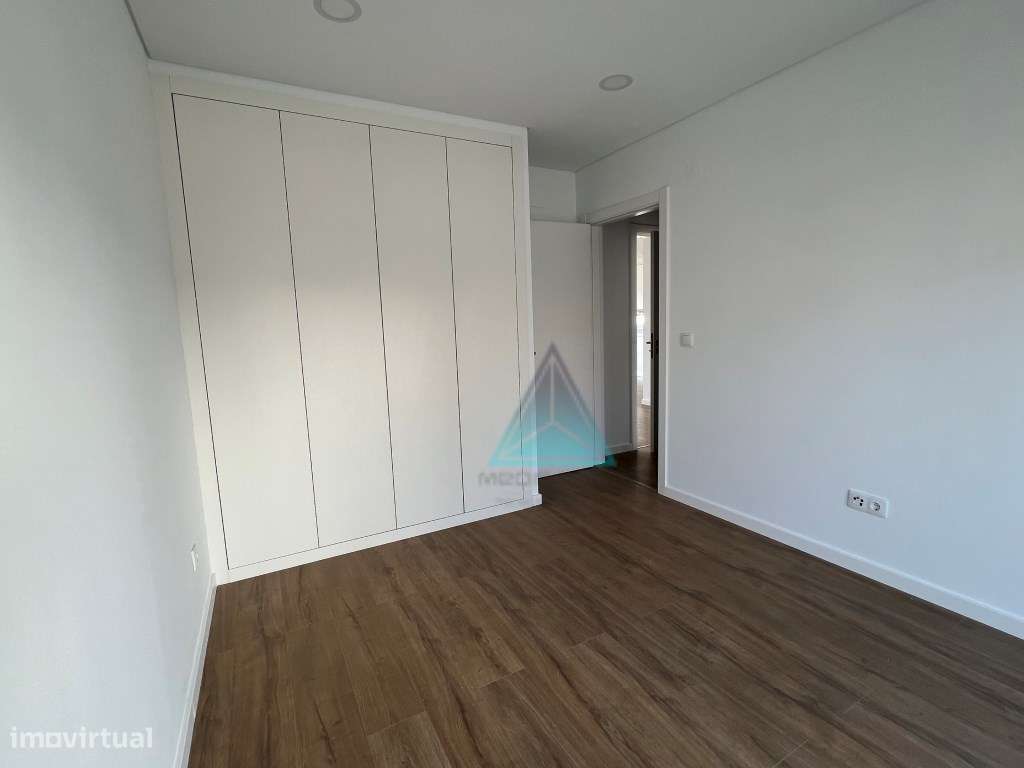 Moradia geminada T4 com excelentes acabamentos Quinta do Desembarga...-19
