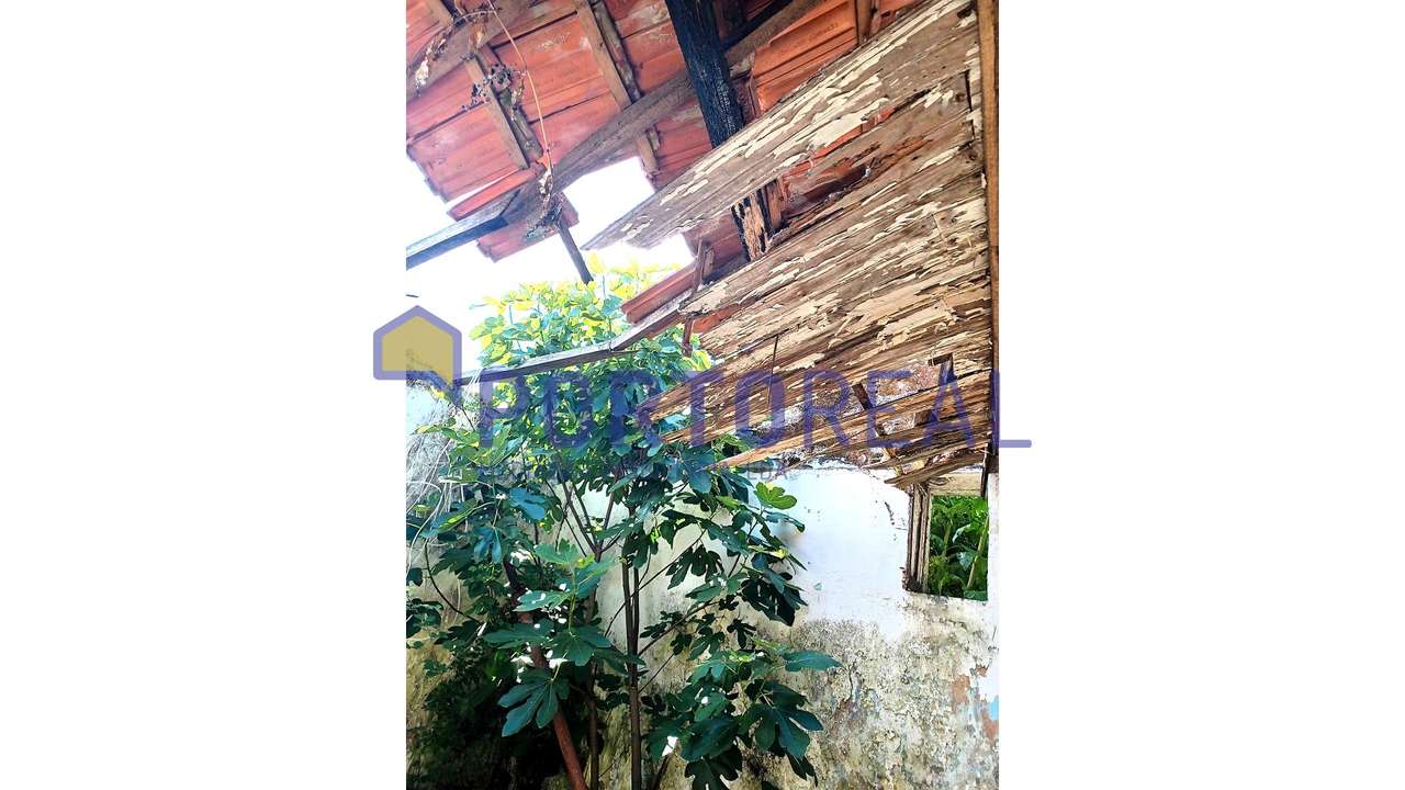 Moradia para Restaurar T2 - Campanhã-8