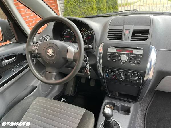 Suzuki SX4 1.6 Comfort 4WD - 7