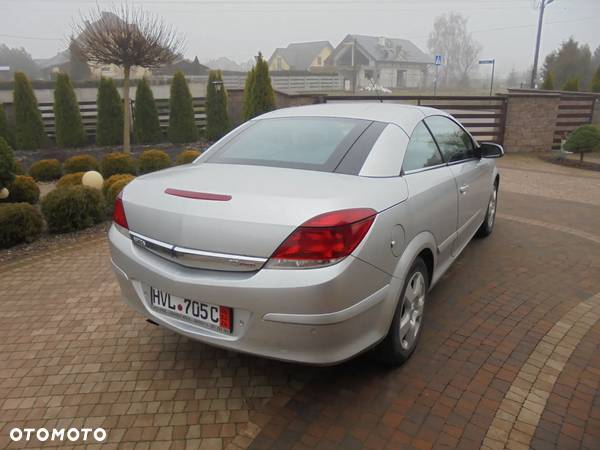 Opel Astra Twin Top 1.9 CDTI Edition - 9