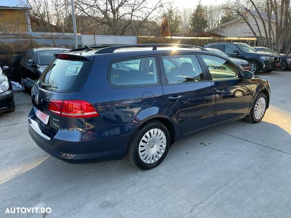 Volkswagen Passat Variant 1.6 TDI BlueMotion - 4