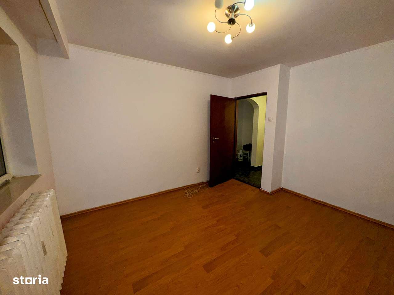 Tomis Nord - piața Ciresica 3 camere decomandate 67 mp-10