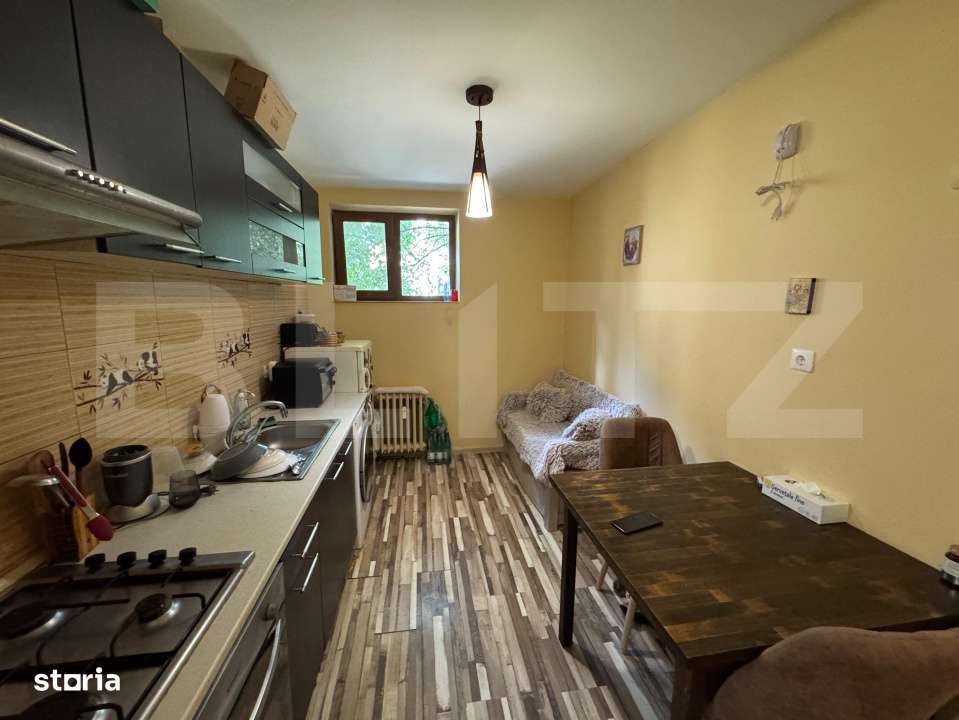 Apartament de 2 camere, decomandat, zona Rotonda - Imagine principală: 3/8