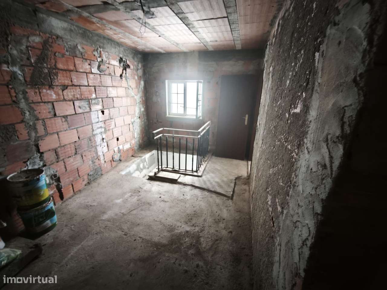 Casa em 4 pisos, para remodelar, em Lorvão, Penacova, Coimbra-11