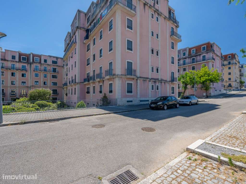 APT T2+1 | QUINTA DA SEARA | ÚLTIMO PISO | GARAGEM | ARRUMO-31