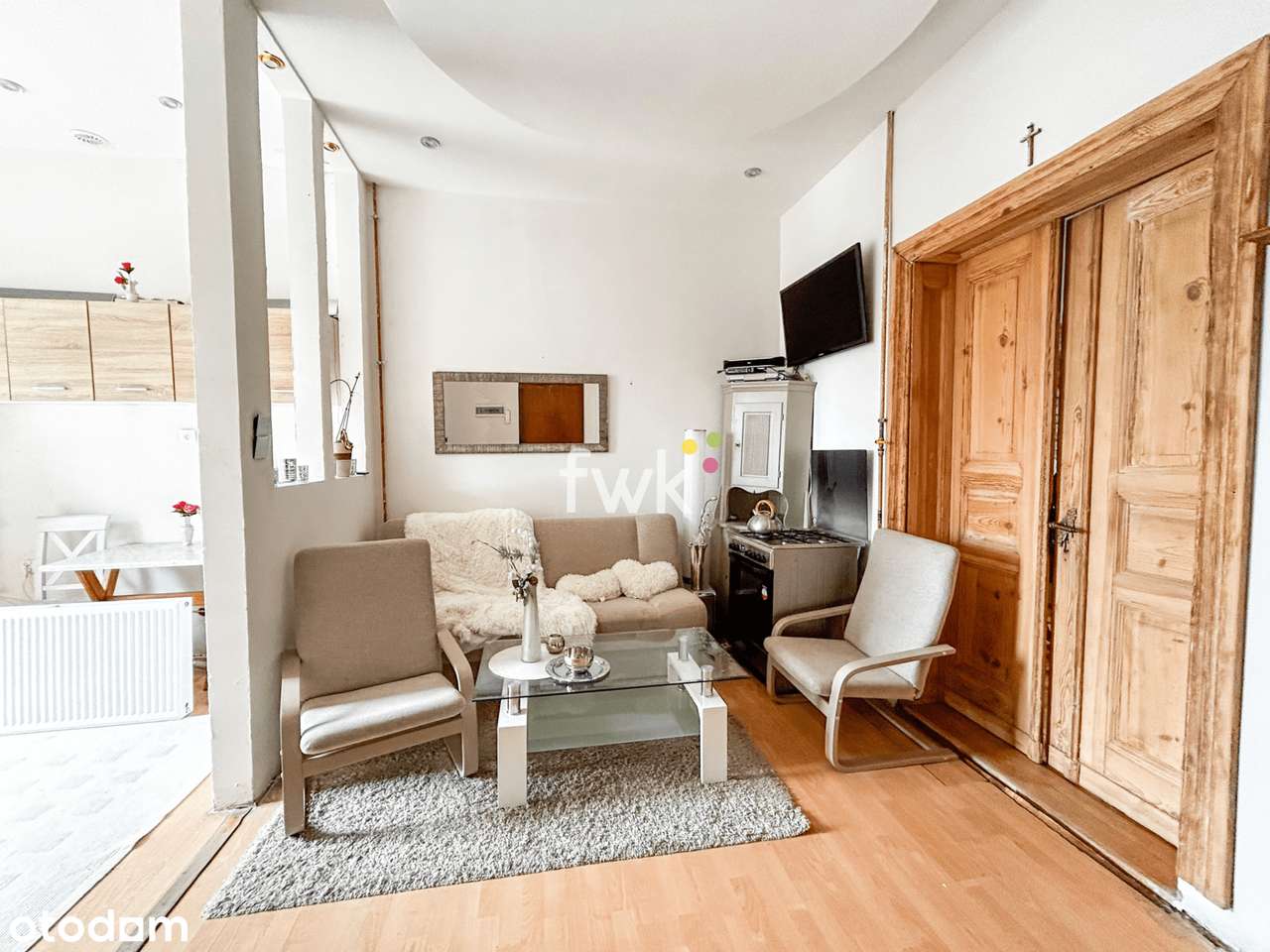 52 m2 w kamienicy w centrum - duży potencjał!-9