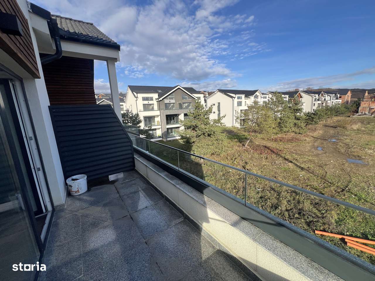 Apartament 4 camere, 2 bai, terasa - finisat + mobilier bucatarie-7