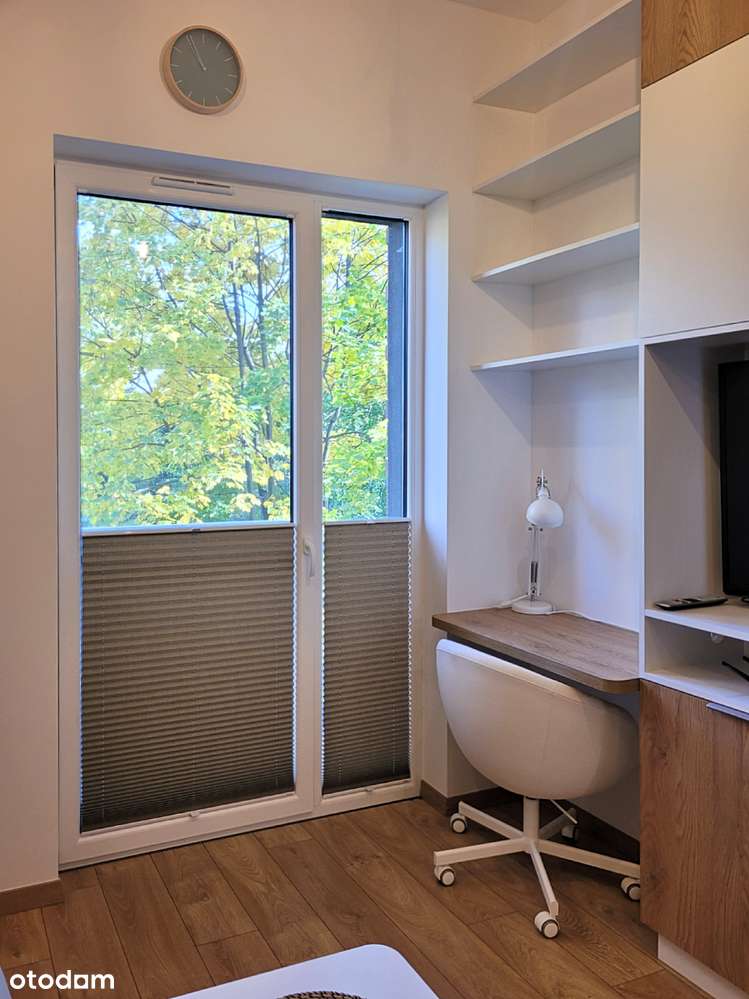 REZERWACJA: Lux - balkon, klima, widok na Odrę-8