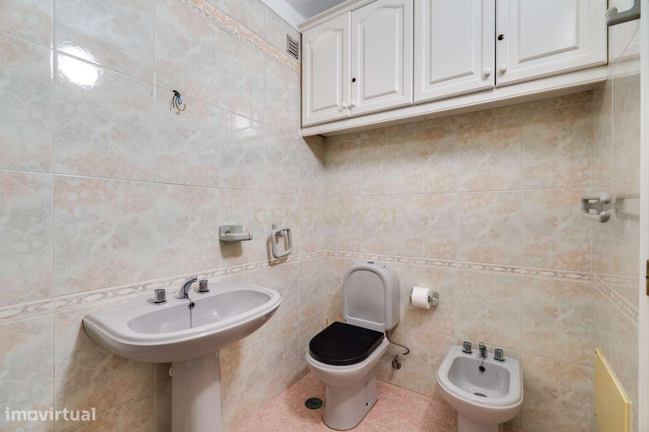 Apartamento T3 a 300m da Praia em Quarteira-20