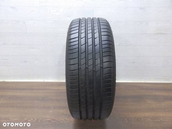 Opona letnia Kumho Ecsta HS51 215/45/16 - 1