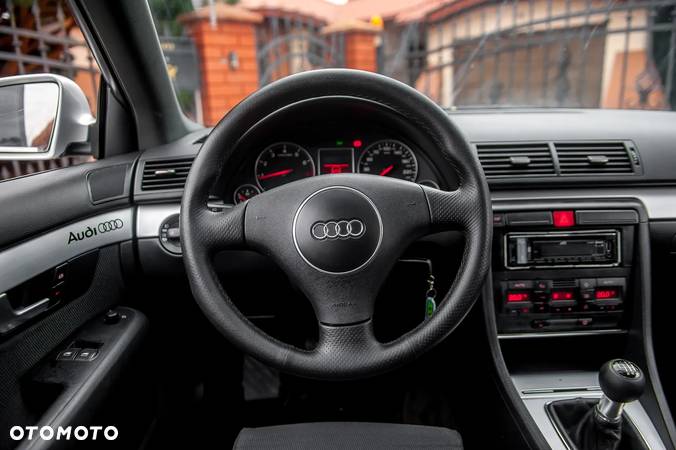 Audi A4 Avant 1.8T - 23