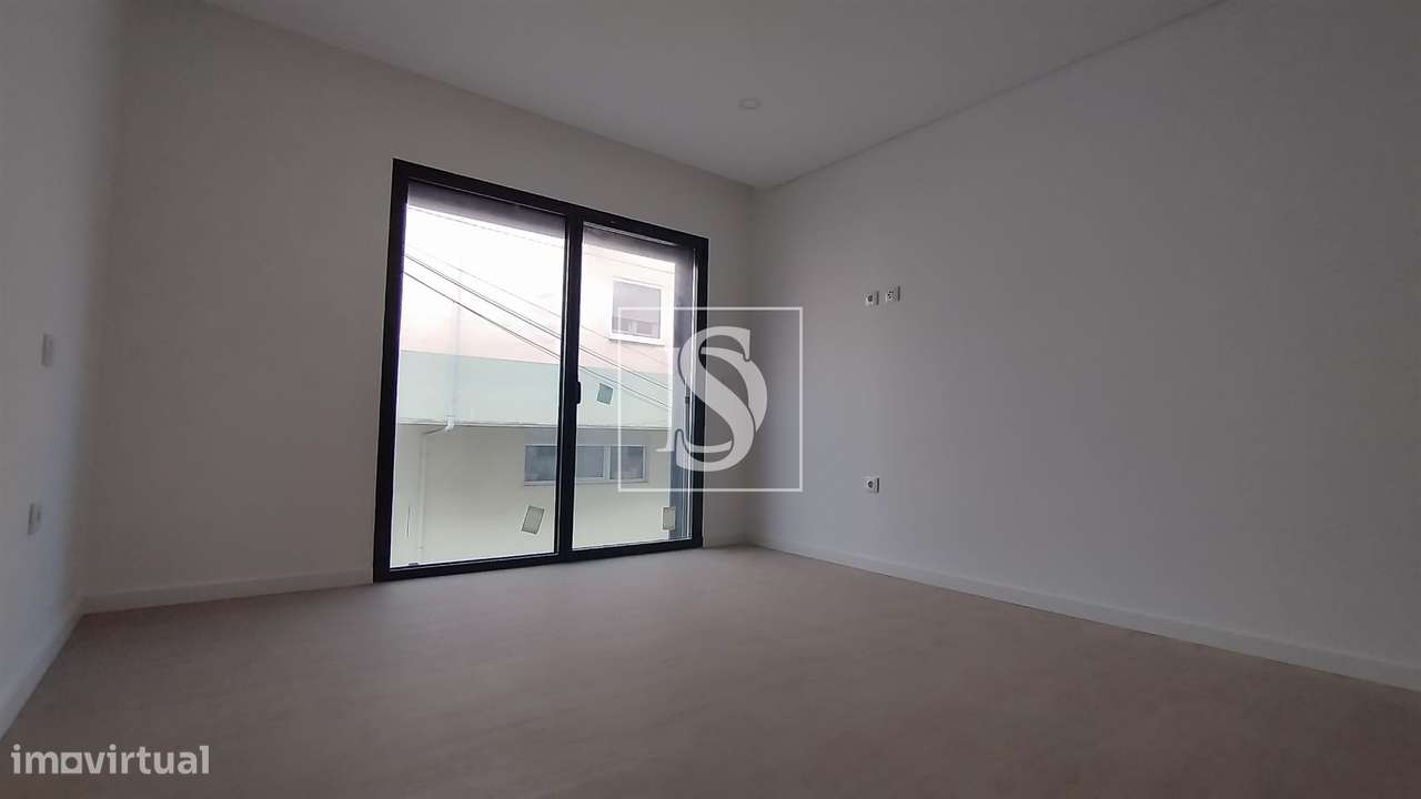 Apartamento T2 Venda em Esgueira,Aveiro-33